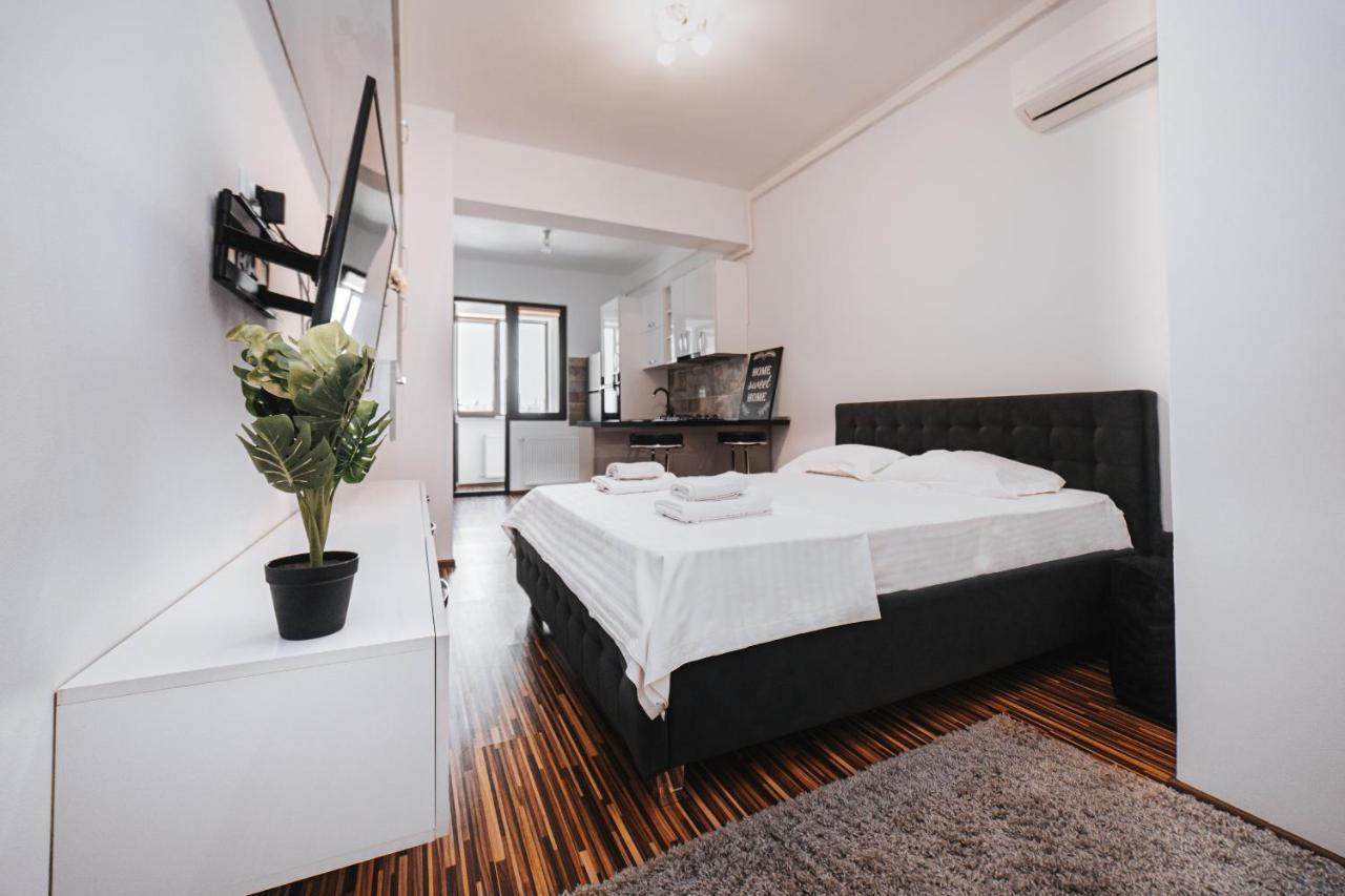 Palas Mall - Cozy Studios And Flats יאשי מראה חיצוני תמונה