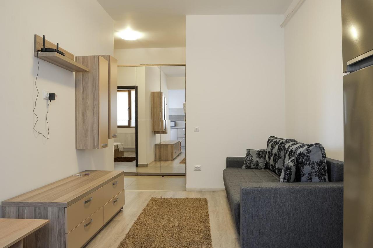 Palas Mall - Cozy Studios And Flats יאשי מראה חיצוני תמונה